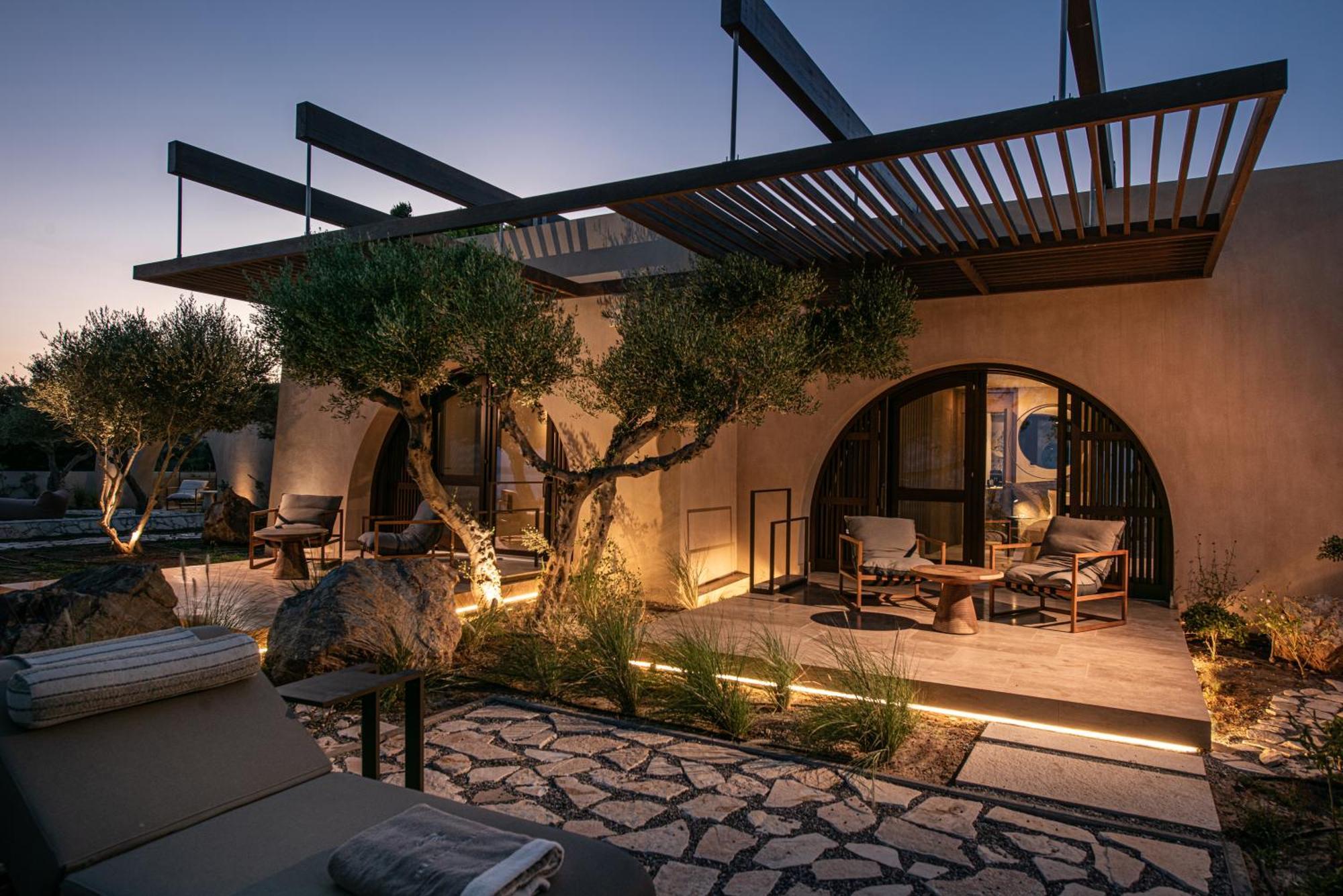 The Echo Of The Sea - Beachfront Luxury Villa Skaloti